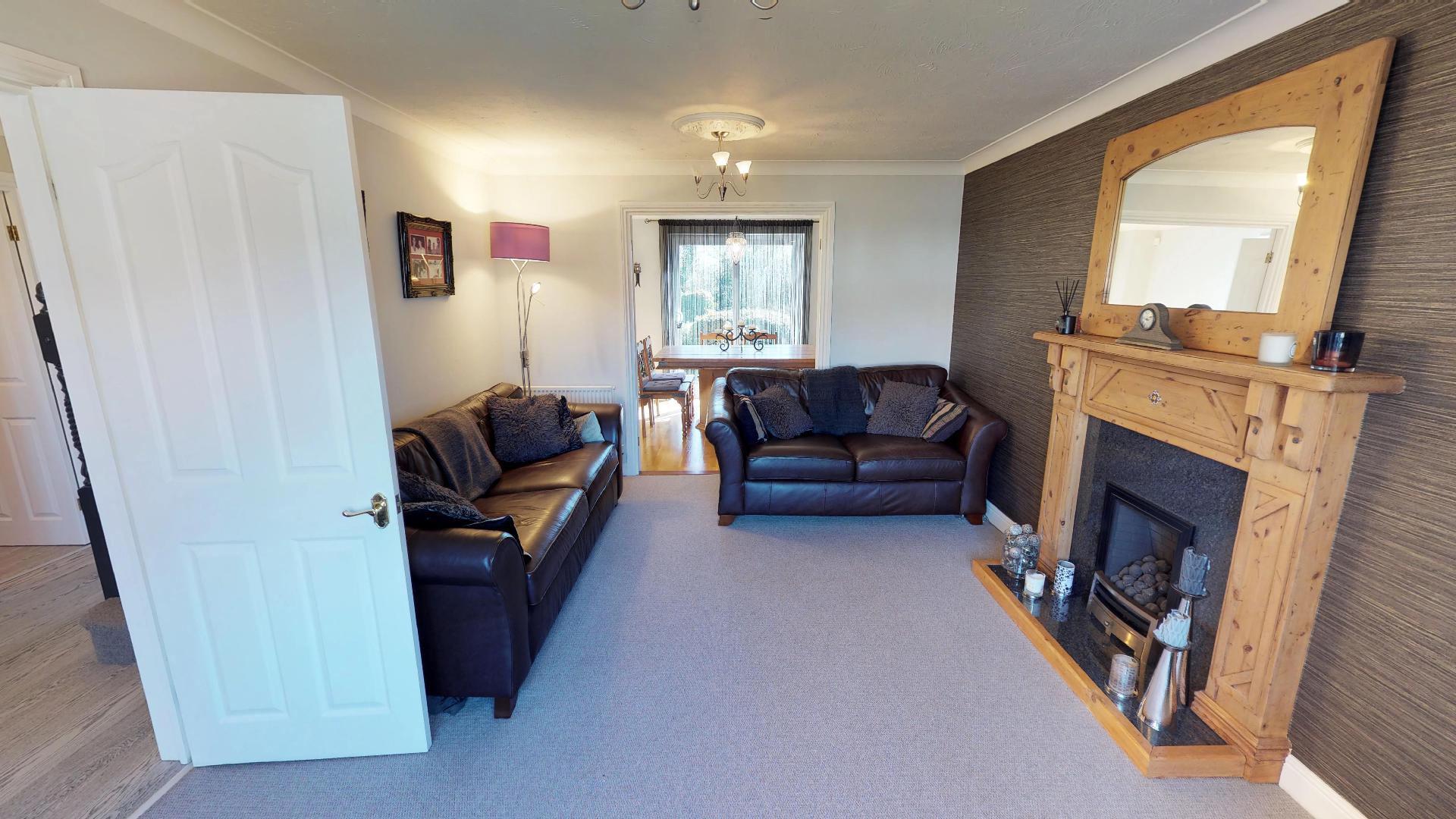 4 Bedroom Family Home In Sheffield Virtual Tour 3D Scan 1