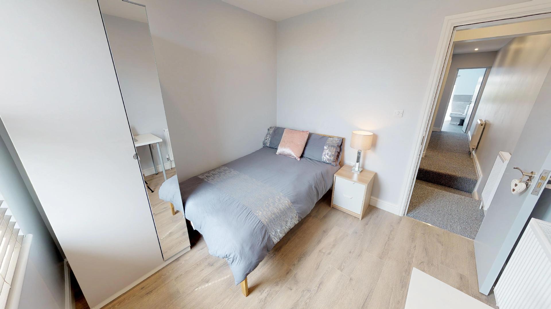 School-road-3D-tour-image-11