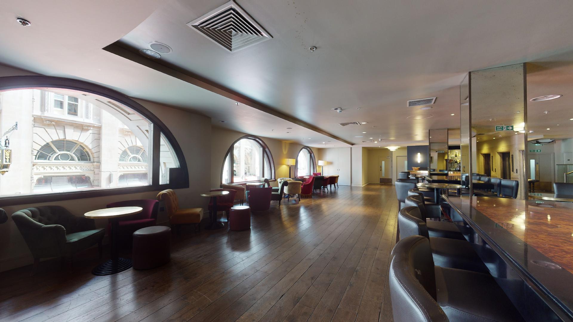 Banking_Hall_Virtual_Tour_5