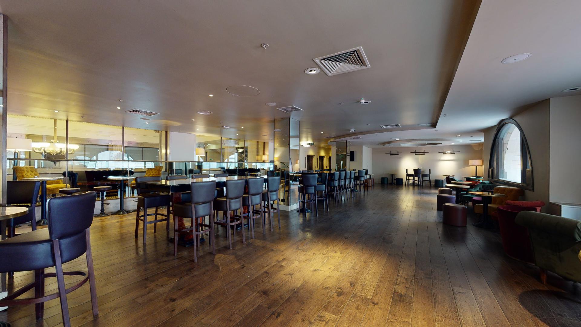 Banking_Hall_Virtual_Tour_5