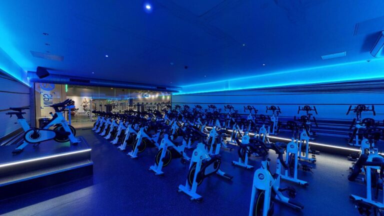 JD-Gyms-Wigan-Weights-area-06