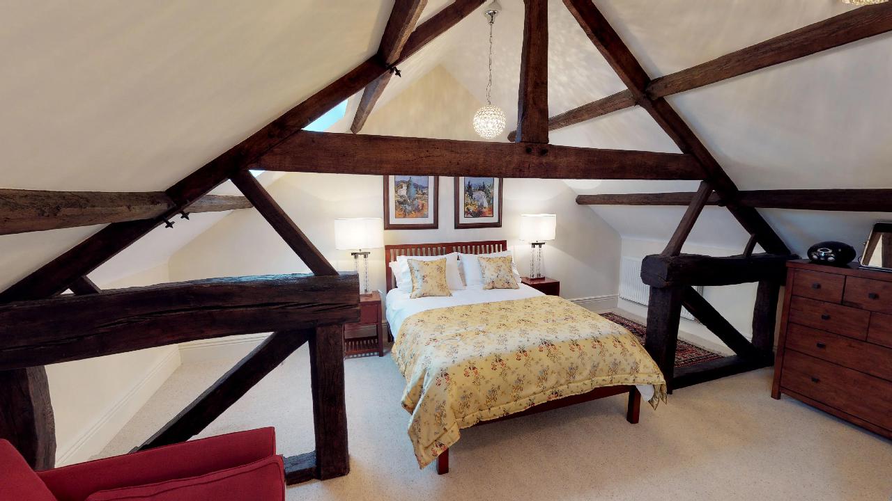 The-Stable-House-Photograph-16