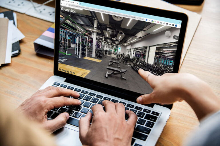 virtual_tours_laptop