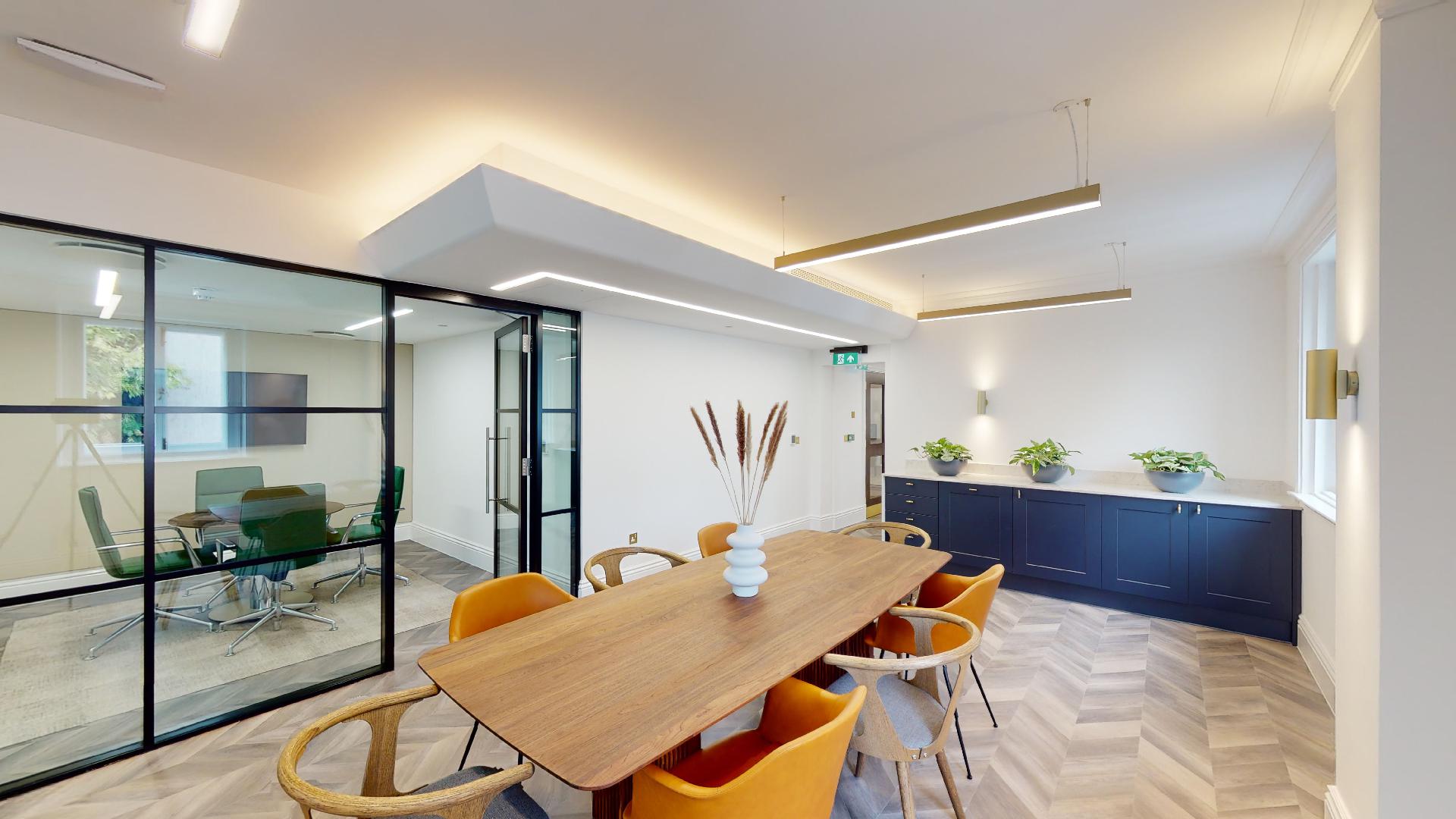 Landmark - 117 Piccadilly